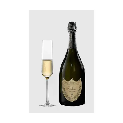 Dom Pérignon Champagne 2002 i gaveæske.